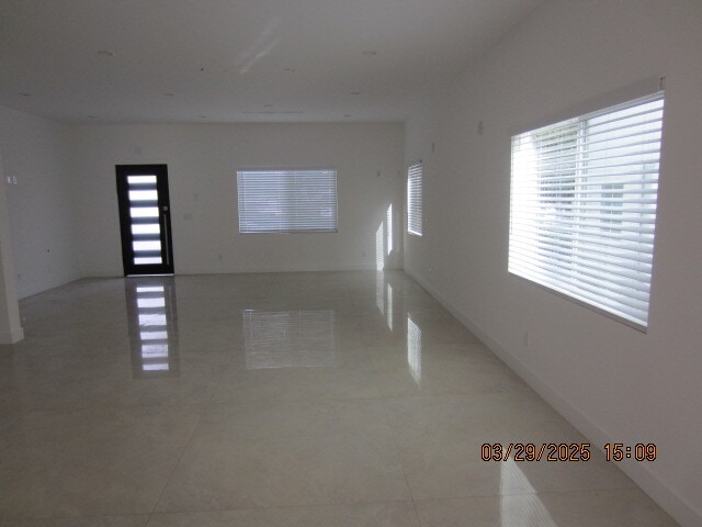 1807 N Kenmore Ave, Unit 1807 in Los Angeles, CA - Building Photo - Building Photo