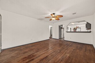 1110 11th St in Galena Park, TX - Building Photo - Building Photo