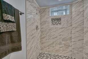 4505 38th St in Brentwood, MD - Building Photo