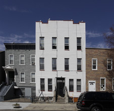 205 Sumpter St in Brooklyn, NY - Building Photo - Building Photo