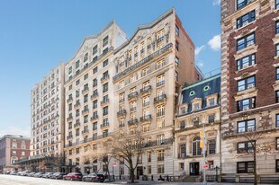 610 W 116th St in New York, NY - Building Photo