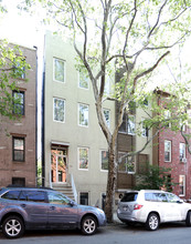 321-323 Union St in Brooklyn, NY - Building Photo - Building Photo