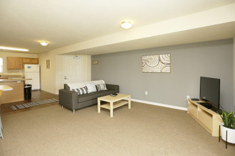 48 West Apartments in Allendale, MI - Building Photo - Interior Photo