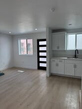 4128 Leimert Blvd, Unit 4134 in Los Angeles, CA - Building Photo - Building Photo