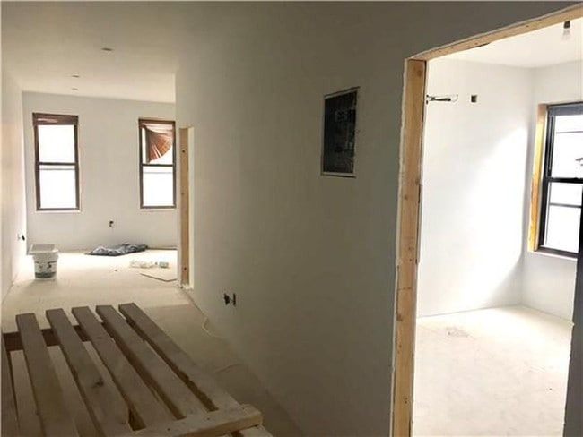 1164 Elder Ave in Bronx, NY - Building Photo - Interior Photo