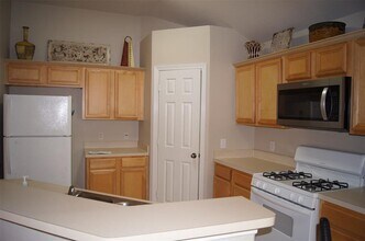 11903 Belle Ct in Pinehurst, TX - Building Photo - Building Photo