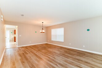 1382 Karok St in Orlando, FL - Foto de edificio - Building Photo