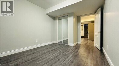 42 Spachman St in Kitchener, ON - Building Photo - Building Photo