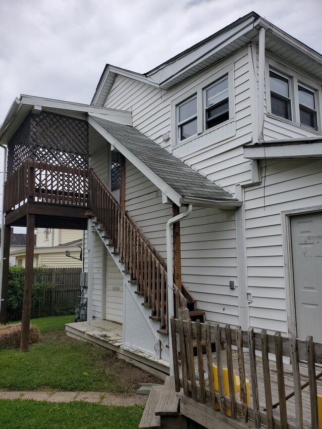 750-752 E Wheeling St in Lancaster, OH - Building Photo - Building Photo