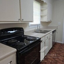 322 Welcome Ave in Greenville, SC - Building Photo - Building Photo