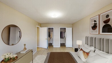 Cedar Branch Apartments in Houston, TX - Building Photo - Building Photo