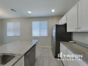 8624 E Posada Ave in Mesa, AZ - Building Photo - Building Photo