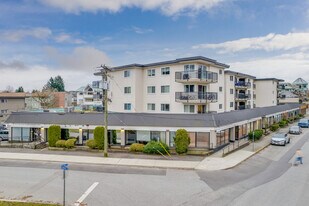 3036 Flint St in Port Coquitlam, BC - Building Photo
