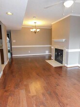 7010 Sandy Forks Rd in Raleigh, NC - Foto de edificio - Building Photo