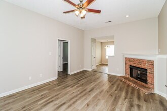 10000 Houston Birch Dr in Memphis, TN - Building Photo - Building Photo