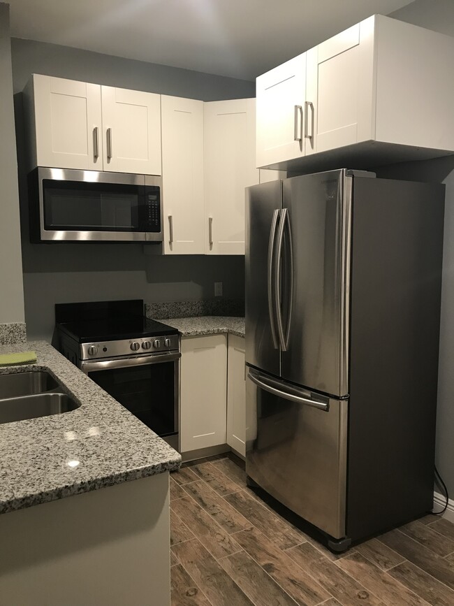 313 Faulkner St, Unit C in New Smyrna Beach, FL - Building Photo - Building Photo