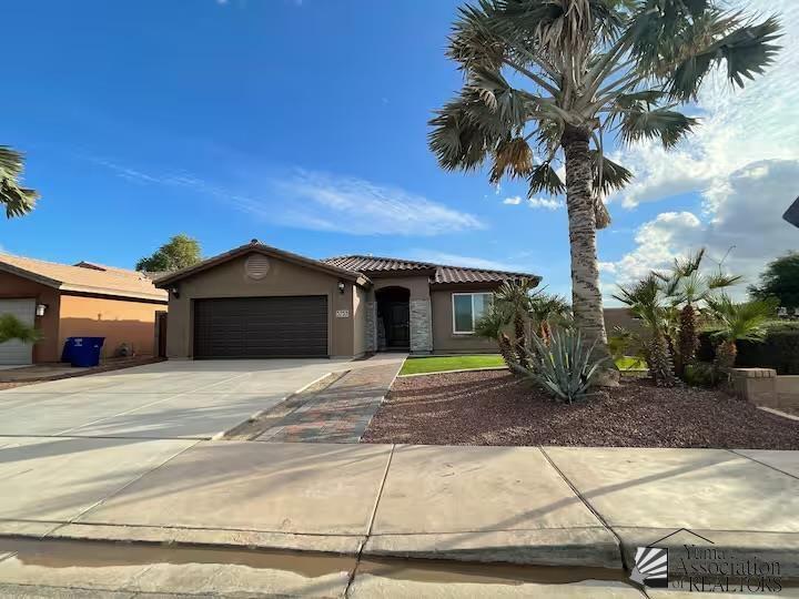 3753 W 37th Pl in Yuma, AZ - Building Photo