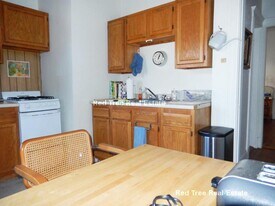 1800 Commonwealth Ave, Unit 18 in Boston, MA - Building Photo
