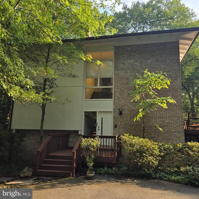 property at 10612 Crossing Creek Rd