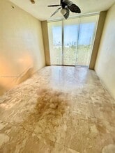 1350 NW 8th Ct, Unit B3-5 in Miami, FL - Building Photo - Building Photo
