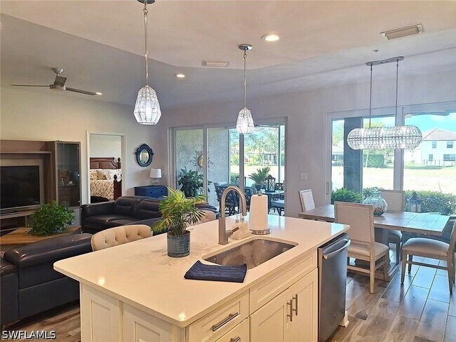 2335 Sawyers Hill Rd in Naples, FL - Building Photo - Building Photo