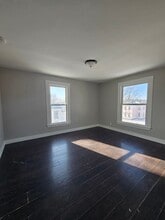 2109 Roosevelt St in Clinton, IA - Building Photo - Building Photo