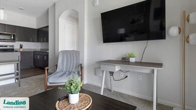 1601 S Heatherwilde Blvd, Unit 222 in Pflugerville, TX - Foto de edificio - Building Photo