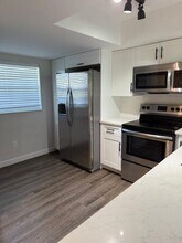 202 Palm Beach Trace Dr in Royal Palm Beach, FL - Building Photo - Building Photo