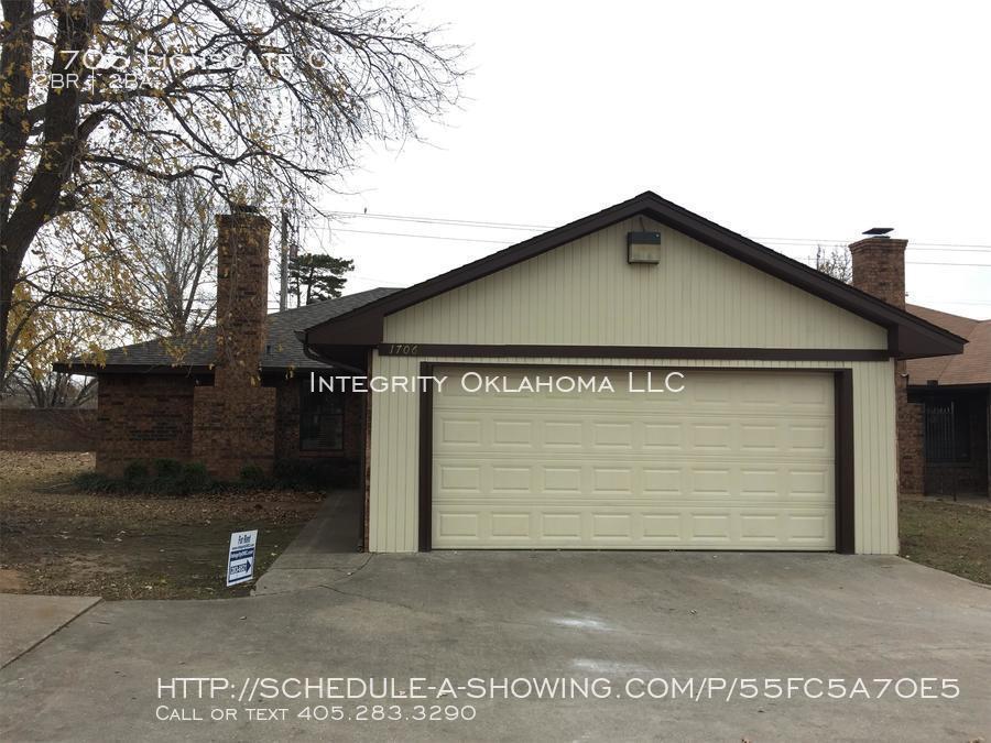 1706 Lionsgate Cir in Bethany, OK - Building Photo