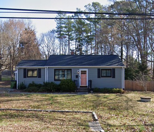 2515 Gravel Hill Rd in Richmond, VA - Foto de edificio