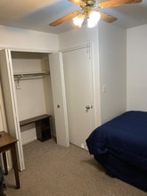 11791 Carriage House Dr, Unit 4-330 in Silver Spring, MD - Foto de edificio - Building Photo