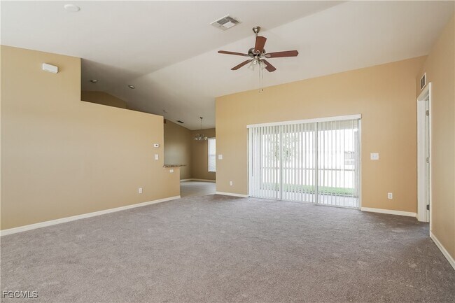 1601 NW 17th Terrace in Cape Coral, FL - Building Photo - Building Photo