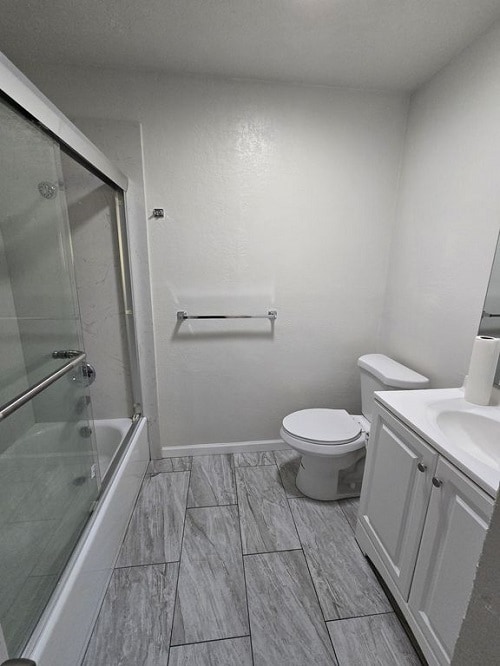 property at 15320 Sullivan Ave