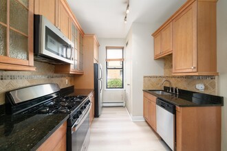 423 Jefferson St in Hoboken, NJ - Building Photo - Building Photo