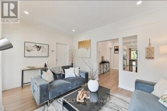 406 Nairn Ave in Toronto, ON - Building Photo - Building Photo