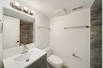 1137 N Francisco Ave in Chicago, IL - Building Photo - Building Photo