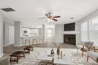 20231 Niagara Falls Dr in Tomball, TX - Building Photo - Building Photo
