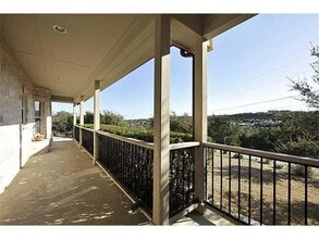 644 Newport Dr in Briarcliff, TX - Building Photo - Building Photo