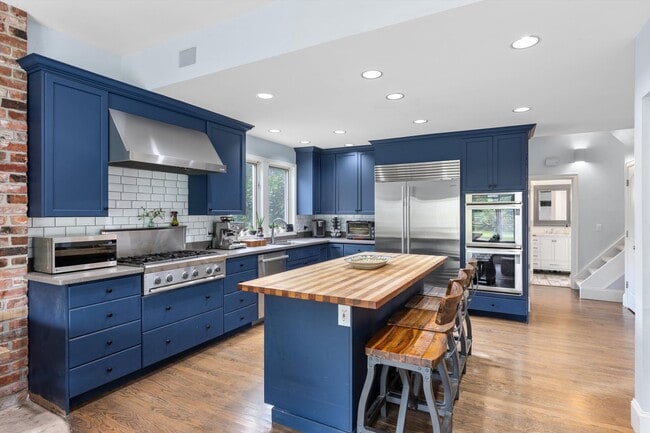 property at 18804 NE 106th St