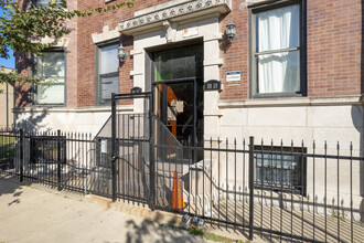 5037 S Prairie Ave in Chicago, IL - Building Photo - Building Photo