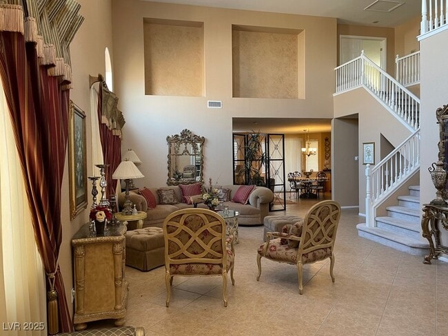 property at 170 Arches Ct