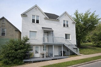 1725 W 1st St in Duluth, MN - Building Photo - Building Photo