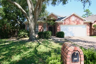 6706 Prairie Dunes Dr in Houston, TX - Building Photo - Building Photo