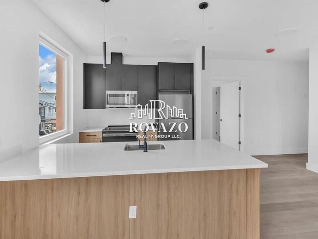 39 Madison St in Newark, NJ - Building Photo - Building Photo