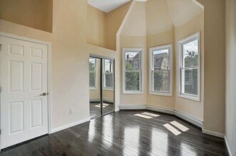 126 75th St in North Bergen, NJ - Foto de edificio - Building Photo