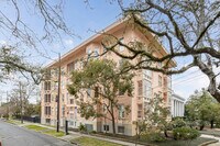 Casa Grande in New Orleans, LA - Building Photo - Building Photo