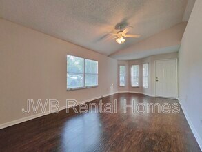 1418 Ellis Trace Dr W in Jacksonville, FL - Building Photo - Building Photo