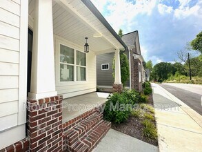 106 Town Walk Ln in Carrollton, GA - Building Photo - Building Photo