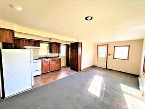 328 3rd Ave in Vestal, NY - Building Photo - Building Photo