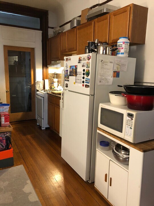 1874 Beacon St, Unit 2 in Brookline, MA - Building Photo